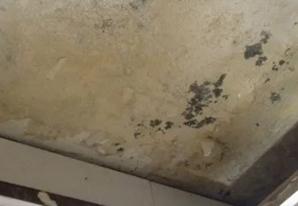 七台河阳台漏水维修公司分享下七台河卫生间渗水维修需要注意哪些问题。